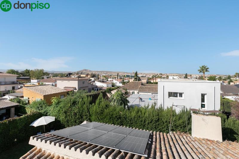 Foto ffdd4f20-a8e8-475e-b77f-a343d2e4ea65. Chalet  con parcela y piscina en urbanización los chopos. en Gabias (Las) Foto ffdd4f20-a8e8-475e-b77f-a343d2e4ea65. Chalet  con parcela y piscina en urbanización los chopos. en Gabias (Las)