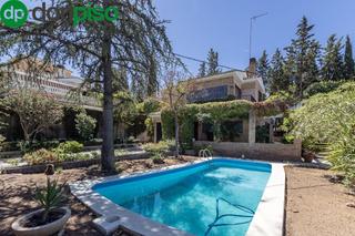 Xalet Calle goya. Casa con terreno y piscina en la zubia Xalet Calle goya. Casa con terreno y piscina en la zubia