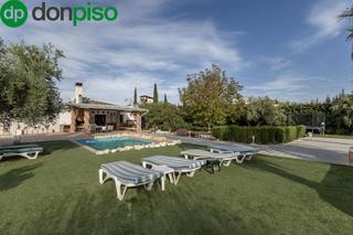 Bauernhof  Calle paraiso. Casa rural en funcionamiento en caparacena Bauernhof  Calle paraiso. Casa rural en funcionamiento en caparacena