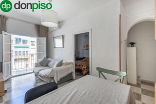 Appartamento  Calle ángel barrios 5. Semiático junto al parque garcía lorca vive o invierte en una de Appartamento  Calle ángel barrios 5. Semiático junto al parque garcía lorca vive o invierte en una de