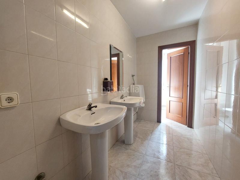 Foto bb5b342d-f4f7-4c6a-90b2-448d26946e5c. Alquiler local comercial  en alquiler con una superficie construida de 40 metros cuadrados, este inmueble ofrece un espacio ideal para difer en Camargo Foto bb5b342d-f4f7-4c6a-90b2-448d26946e5c. Alquiler local comercial  en alquiler con una superficie construida de 40 metros cuadrados, este inmueble ofrece un espacio ideal para difer en Camargo