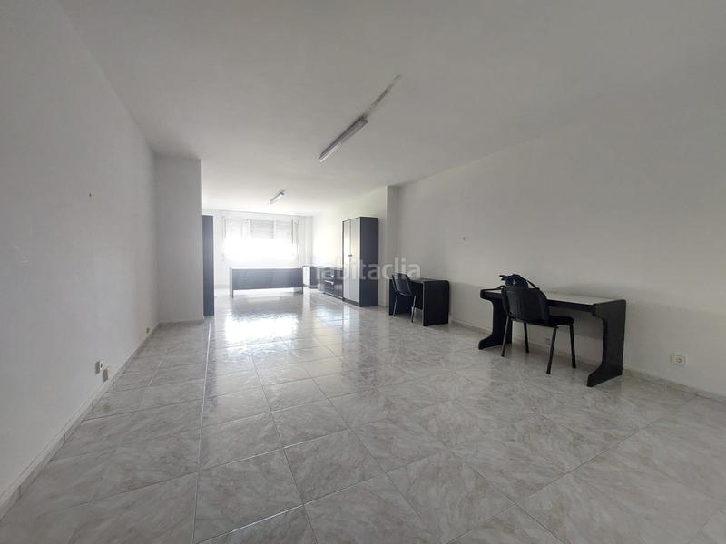 Foto dc476005-1ab8-48c1-888f-b521b3a063f9. Alquiler local comercial  en alquiler con una superficie construida de 40 metros cuadrados, este inmueble ofrece un espacio ideal para difer en Camargo Foto dc476005-1ab8-48c1-888f-b521b3a063f9. Alquiler local comercial  en alquiler con una superficie construida de 40 metros cuadrados, este inmueble ofrece un espacio ideal para difer en Camargo