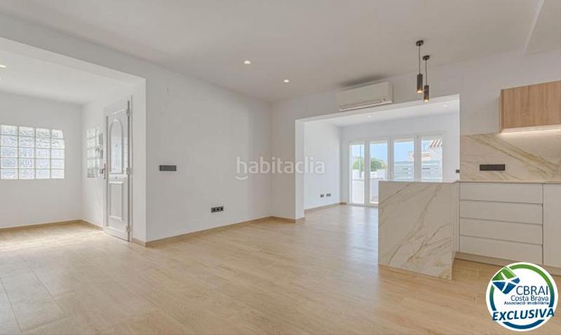 Foto 0414b7f9-b713-4cbc-9bda-86d0a22d8b9b. Casa con riscaldamento in Nord Roses Foto 0414b7f9-b713-4cbc-9bda-86d0a22d8b9b. Casa con riscaldamento in Nord Roses