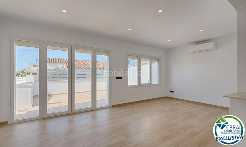 Foto 14fddc79-2c97-4db6-955a-bf2eebaea986. Casa con riscaldamento in Nord Roses Foto 14fddc79-2c97-4db6-955a-bf2eebaea986. Casa con riscaldamento in Nord Roses