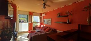 Apartament a La Vila. Apartamento en el centro del pueblo de llançà con ascensor y tre Apartament a La Vila. Apartamento en el centro del pueblo de llançà con ascensor y tre