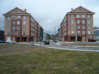 Miete Autoparkplatz in Calle ramón gómez lozana 20. Plaza de garaje en alquiler , nuevo roces , gijon Miete Autoparkplatz in Calle ramón gómez lozana 20. Plaza de garaje en alquiler , nuevo roces , gijon
