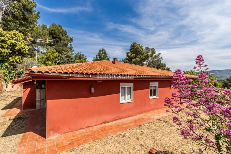 Foto 5286b3ad-7eae-4b35-9d03-6c95107f7d7d. Haus mit heizung parking in Sant Llorenç Savall Foto 5286b3ad-7eae-4b35-9d03-6c95107f7d7d. Haus mit heizung parking in Sant Llorenç Savall