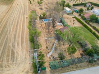 Finca rústica El fresno. Finca rústica con casa de campo con contador de luz y pozo de Finca rústica El fresno. Finca rústica con casa de campo con contador de luz y pozo de