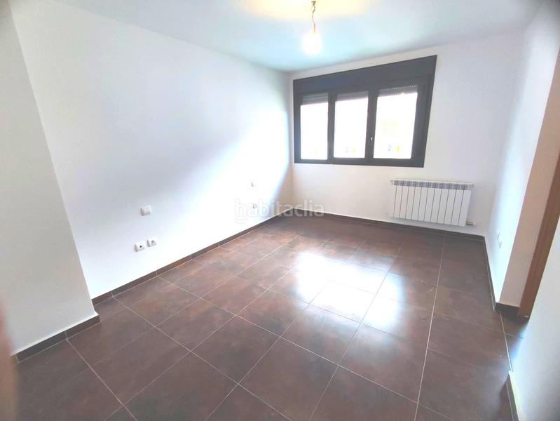 Foto cc70f62e-33a4-4795-b9bd-af1a15bda44d. Casa adossada amb calefacció aparcament a Graus Foto cc70f62e-33a4-4795-b9bd-af1a15bda44d. Casa adossada amb calefacció aparcament a Graus
