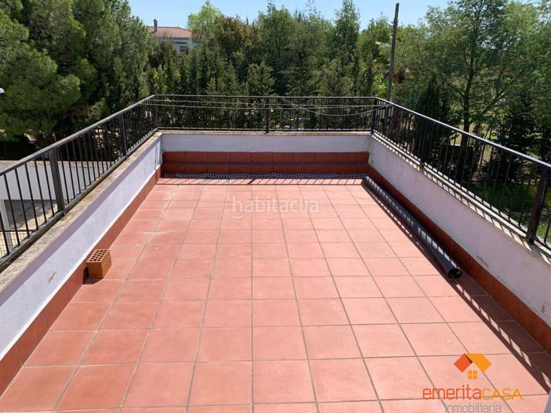 Foto 8b0e0ba5-7130-485d-9787-6a4f3bd10915. Xalet amb aparcament a Mirandilla Foto 8b0e0ba5-7130-485d-9787-6a4f3bd10915. Xalet amb aparcament a Mirandilla