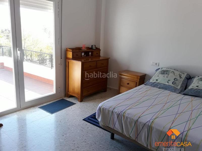 Foto d02eb8e8-ffc4-4d09-8a19-1c68a9c636e3. Xalet amb aparcament a Mirandilla Foto d02eb8e8-ffc4-4d09-8a19-1c68a9c636e3. Xalet amb aparcament a Mirandilla