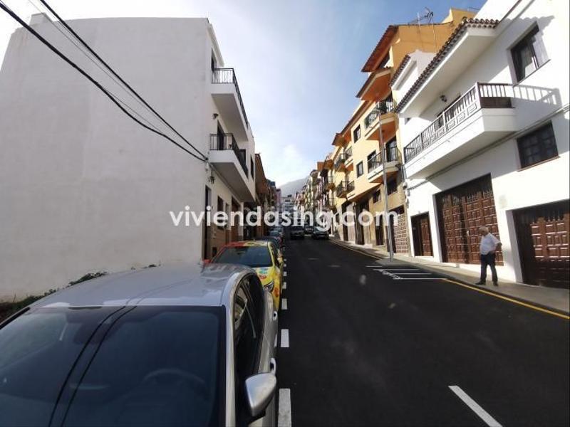 Foto 8274f148-a481-4b6e-a8b9-e774c17f6284. Terreno residencial en calle reyes catolicos 21 en Realejos (Los) Foto 8274f148-a481-4b6e-a8b9-e774c17f6284. Terreno residencial en calle reyes catolicos 21 en Realejos (Los)