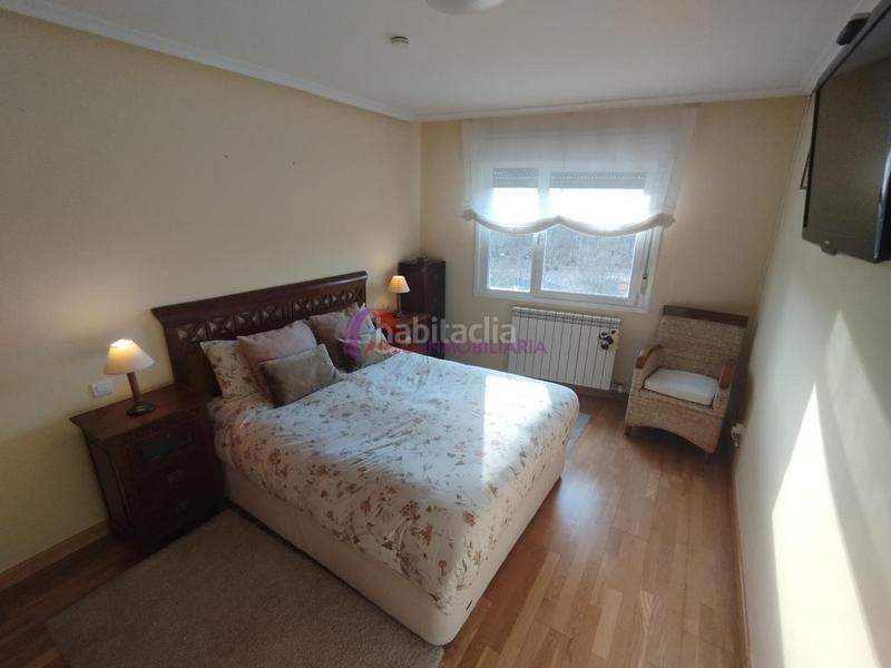 Foto fe2f848a-05a3-43b0-bc7a-a76be9950edb. Rent flat with heating parking in Universidad - Las Huelgas Burgos Foto fe2f848a-05a3-43b0-bc7a-a76be9950edb. Rent flat with heating parking in Universidad - Las Huelgas Burgos