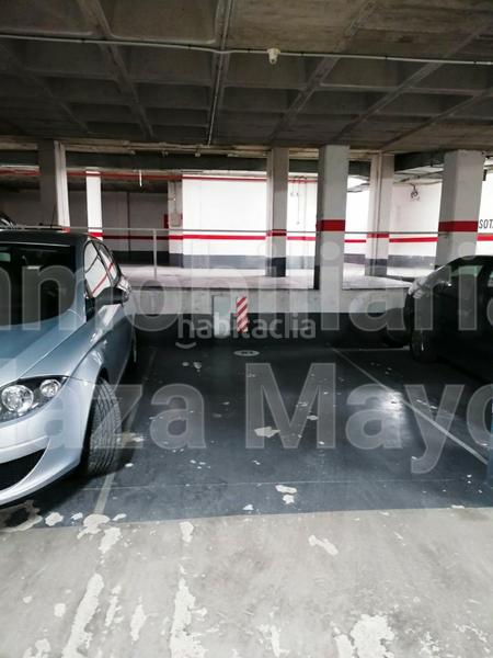Foto e30042f7-f437-417e-811f-01a4e1059617. Parking voiture dans La Plantía - Hospital - Campus Salamanca Foto e30042f7-f437-417e-811f-01a4e1059617. Parking voiture dans La Plantía - Hospital - Campus Salamanca