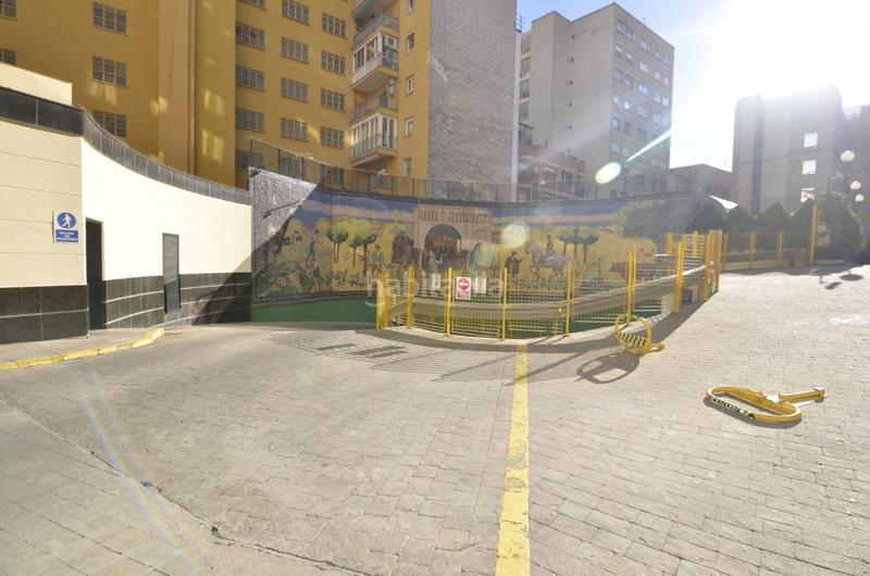 Foto 0c22c9a4-ba08-4013-938d-417b0388731a. Motorradparkplatz in Garrido Sur Salamanca Foto 0c22c9a4-ba08-4013-938d-417b0388731a. Motorradparkplatz in Garrido Sur Salamanca