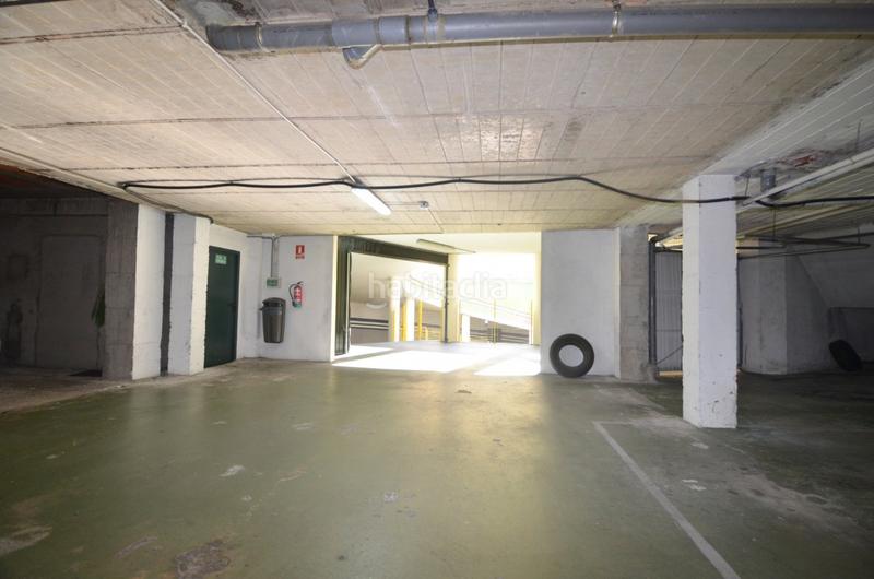 Foto 11dea8e7-124e-435b-9fa5-637b8eb2bd22. Motorradparkplatz in Garrido Sur Salamanca Foto 11dea8e7-124e-435b-9fa5-637b8eb2bd22. Motorradparkplatz in Garrido Sur Salamanca