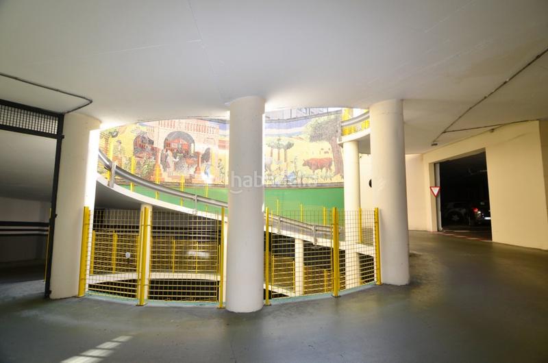 Foto 70010328-dec6-423f-a7d7-74f8ce0923ff. Motorradparkplatz in Garrido Sur Salamanca Foto 70010328-dec6-423f-a7d7-74f8ce0923ff. Motorradparkplatz in Garrido Sur Salamanca