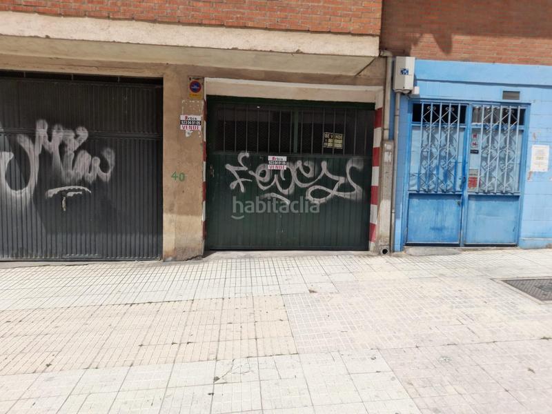 Foto f57b425c-c6a5-4247-be40-eac0f781a8c9. Autoparkplatz in Pizarrales Salamanca Foto f57b425c-c6a5-4247-be40-eac0f781a8c9. Autoparkplatz in Pizarrales Salamanca