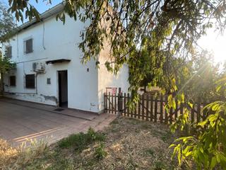 Rural plot in Borges Blanques (Les). En venda finca rústica de regadiu amb vivenda amb llum a la zona Rural plot in Borges Blanques (Les). En venda finca rústica de regadiu amb vivenda amb llum a la zona