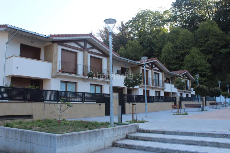 Foto 41179e41-f79e-43ea-a8c9-db6b562bbc58. Promoción ADOSADAS LEGORRETA en Legorreta. Edificio viviendas de obra nueva Foto 41179e41-f79e-43ea-a8c9-db6b562bbc58. Promoción ADOSADAS LEGORRETA en Legorreta. Edificio viviendas de obra nueva