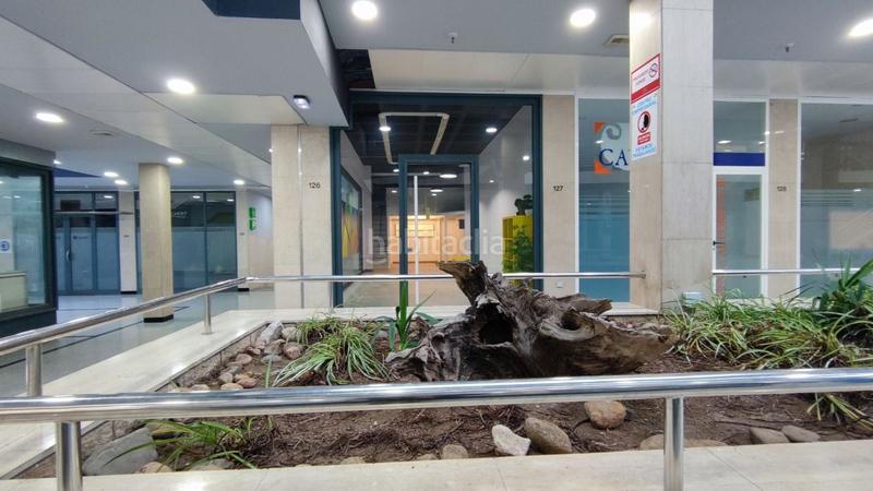 Foto 21de6114-8af5-4f5e-a649-05157f7fce08. Alquiler local comercial tu negocio en centro empresarial, gran zoco en Santander Foto 21de6114-8af5-4f5e-a649-05157f7fce08. Alquiler local comercial tu negocio en centro empresarial, gran zoco en Santander