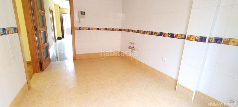 Foto 24ab6194-9945-44c1-ad01-1e7e58c98cb1. Casa aparellada amb calefacció aparcament a Illera Burgos Foto 24ab6194-9945-44c1-ad01-1e7e58c98cb1. Casa aparellada amb calefacció aparcament a Illera Burgos