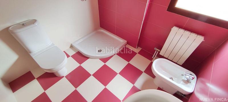 Foto d7c57b87-7139-4cb5-9f81-7ac3665c1de5. Casa aparellada amb calefacció aparcament a Illera Burgos Foto d7c57b87-7139-4cb5-9f81-7ac3665c1de5. Casa aparellada amb calefacció aparcament a Illera Burgos