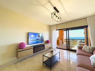 Piccolo appartamento in San Luis de Sabinillas. Apartamento con vistas impresionantes al mar Piccolo appartamento in San Luis de Sabinillas. Apartamento con vistas impresionantes al mar