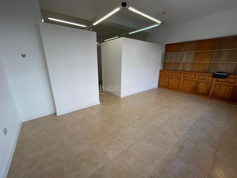Foto 1d87a7ff-43e5-46e5-a063-308067673035. Local comercial a calle del pintor rosales 5 a Colindres Foto 1d87a7ff-43e5-46e5-a063-308067673035. Local comercial a calle del pintor rosales 5 a Colindres
