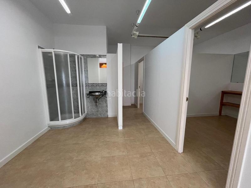 Foto ea9f1d18-2331-4871-9562-5c9773ed5aa5. Local comercial a calle del pintor rosales 5 a Colindres Foto ea9f1d18-2331-4871-9562-5c9773ed5aa5. Local comercial a calle del pintor rosales 5 a Colindres