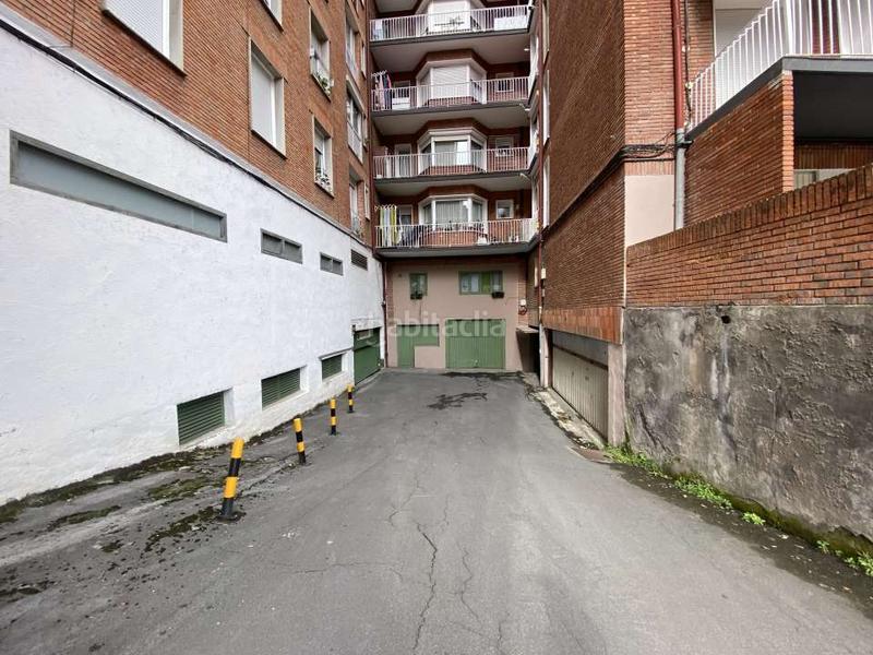 Foto c0ab2707-c3be-490e-8c8d-1a6ccfc16ab6. Posto auto in Bergara Foto c0ab2707-c3be-490e-8c8d-1a6ccfc16ab6. Posto auto in Bergara
