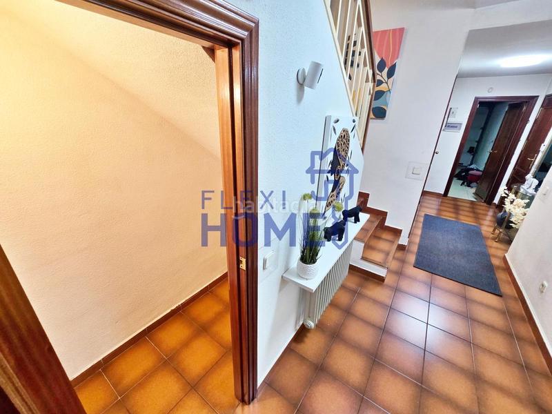 Foto 0de1d2f8-2a01-4a33-ac68-394be1801971. Semi detached house with heating parking pool in Val Alcalá de Henares Foto 0de1d2f8-2a01-4a33-ac68-394be1801971. Semi detached house with heating parking pool in Val Alcalá de Henares