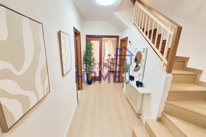 Foto 97095fa4-fb4d-4ffb-9222-69af27c07ee6. Semi detached house with heating parking pool in Val Alcalá de Henares Foto 97095fa4-fb4d-4ffb-9222-69af27c07ee6. Semi detached house with heating parking pool in Val Alcalá de Henares