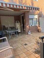 Maison jumelée à La Vega. Adosado en venta en la vega, 3 dormitorios. Maison jumelée à La Vega. Adosado en venta en la vega, 3 dormitorios.