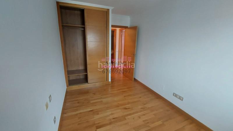 Foto 12d960f3-d580-424b-aef6-cca08a733ea4. Alquiler piso zona centro- excelentes calidades en Vigo Foto 12d960f3-d580-424b-aef6-cca08a733ea4. Alquiler piso zona centro- excelentes calidades en Vigo