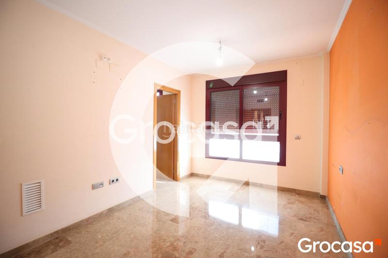 Foto 31404af1-a922-4710-aab4-34b818dd6c1d. Casa adosada  con garaje privado en Nuevo Centro Sagunt Foto 31404af1-a922-4710-aab4-34b818dd6c1d. Casa adosada  con garaje privado en Nuevo Centro Sagunt