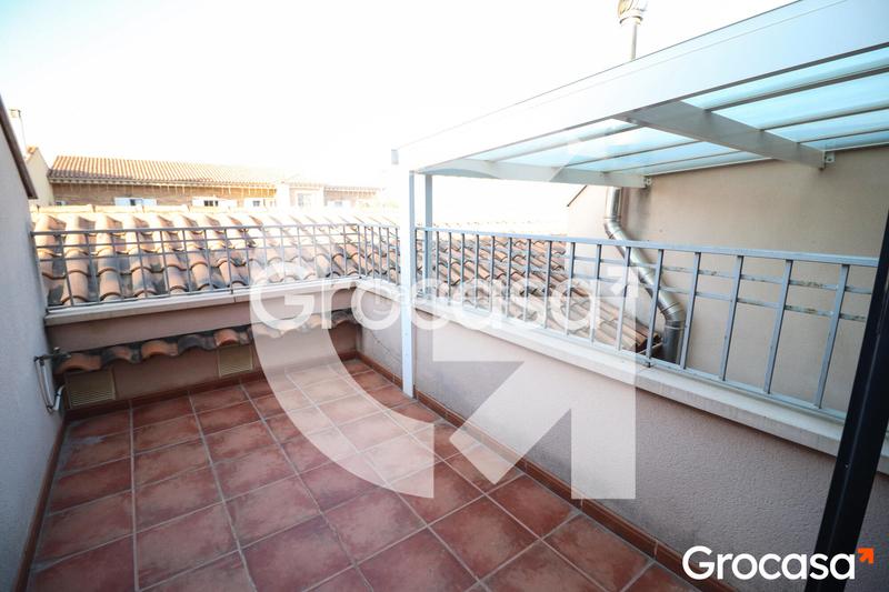 Foto 3c468d09-1156-43f0-ba79-89e23cd66583. Casa adosada  con garaje privado en Nuevo Centro Sagunt Foto 3c468d09-1156-43f0-ba79-89e23cd66583. Casa adosada  con garaje privado en Nuevo Centro Sagunt