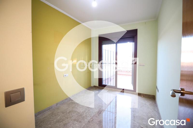 Foto 678b3652-bd8b-4fa4-ac0f-f7ca093e1eed. Casa adosada  con garaje privado en Nuevo Centro Sagunt Foto 678b3652-bd8b-4fa4-ac0f-f7ca093e1eed. Casa adosada  con garaje privado en Nuevo Centro Sagunt