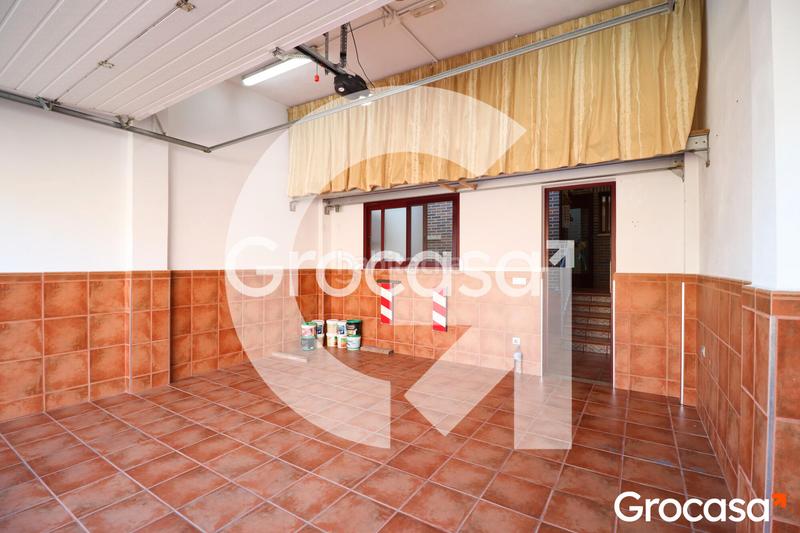 Foto 8301ad29-9bb8-480a-9395-5cfa5da2cb80. Casa adosada  con garaje privado en Nuevo Centro Sagunt Foto 8301ad29-9bb8-480a-9395-5cfa5da2cb80. Casa adosada  con garaje privado en Nuevo Centro Sagunt