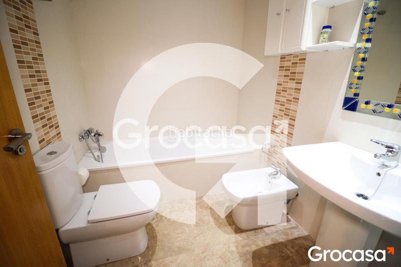 Foto 89a83e0e-412f-43cd-8174-68c7399fc230. Casa adosada  con garaje privado en Nuevo Centro Sagunt Foto 89a83e0e-412f-43cd-8174-68c7399fc230. Casa adosada  con garaje privado en Nuevo Centro Sagunt