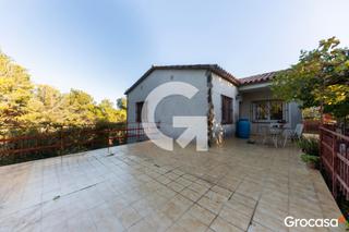 Casa  Av olesa de bonesvalls. Casa a 4 vientos con parking y jardín Casa  Av olesa de bonesvalls. Casa a 4 vientos con parking y jardín