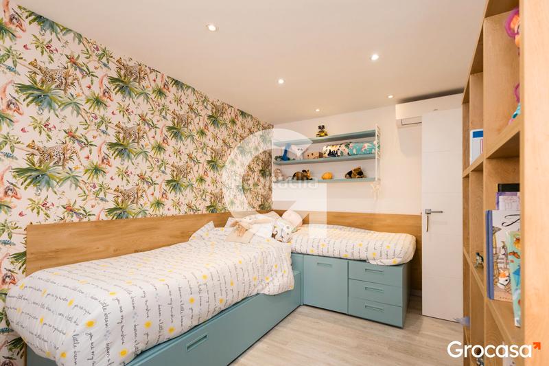 Foto 92e0f50a-85dd-449f-bd83-5ef70a513341. Casa a schiera con riscaldamento parcheggio piscina in Castelldefels Foto 92e0f50a-85dd-449f-bd83-5ef70a513341. Casa a schiera con riscaldamento parcheggio piscina in Castelldefels