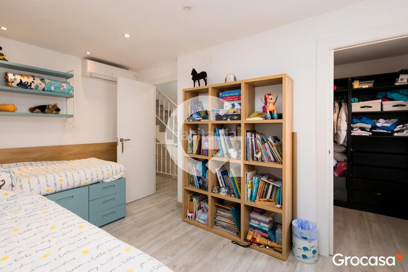 Foto 93ac9ade-f203-4a3a-b1fa-bc688575de2a. Casa a schiera con riscaldamento parcheggio piscina in Castelldefels Foto 93ac9ade-f203-4a3a-b1fa-bc688575de2a. Casa a schiera con riscaldamento parcheggio piscina in Castelldefels