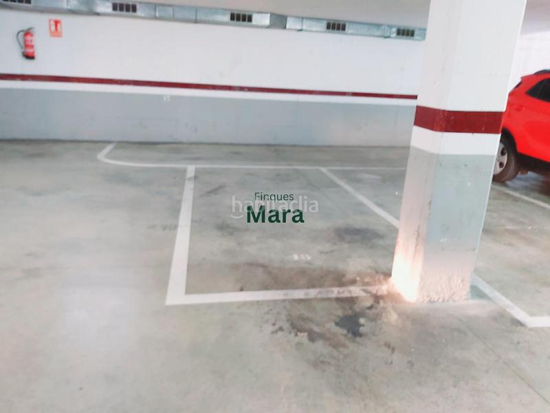 Foto fe008060-4523-47b8-b69c-9900af796241. Aparcament cotxe a Vinyets-Molí Vell Sant Boi de Llobregat Foto fe008060-4523-47b8-b69c-9900af796241. Aparcament cotxe a Vinyets-Molí Vell Sant Boi de Llobregat