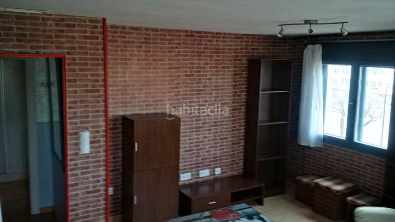 Foto 7c2fcd8e-339b-41fd-bccd-8f8c9d0cfa26. Apartament amb aparcament a El Pilar Albacete Foto 7c2fcd8e-339b-41fd-bccd-8f8c9d0cfa26. Apartament amb aparcament a El Pilar Albacete