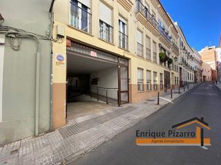 Aparcament cotxe Doblados. Garaje en venta en casco antiguo. Aparcament cotxe Doblados. Garaje en venta en casco antiguo.