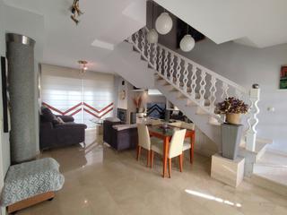 Maison jumelée à Ciudad Jardín. Adosado en venta en ciudad jardin, 4 dormitorios. Maison jumelée à Ciudad Jardín. Adosado en venta en ciudad jardin, 4 dormitorios.