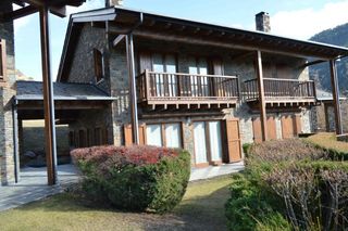 Lloguer Casa aparellada en Riu de Cerdanya. Casa pareada con 3 habitaciones amueblada con parking, calefacci Lloguer Casa aparellada en Riu de Cerdanya. Casa pareada con 3 habitaciones amueblada con parking, calefacci