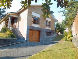 Location Chalet Avenida de los monumentos. Chalet en zona urbana de oviedo Location Chalet Avenida de los monumentos. Chalet en zona urbana de oviedo