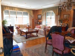 Piso  Calle sacramento. Piso de 4 dormitorios y plaza de garaje Piso  Calle sacramento. Piso de 4 dormitorios y plaza de garaje